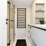 Harmonic In Bem Square Apartment *