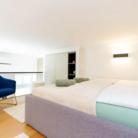 Harmonic In Bem Square * Budapeste