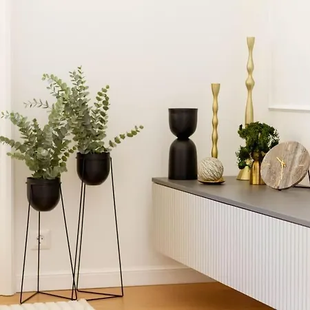 Διαμέρισμα Harmonic In Bem Square *